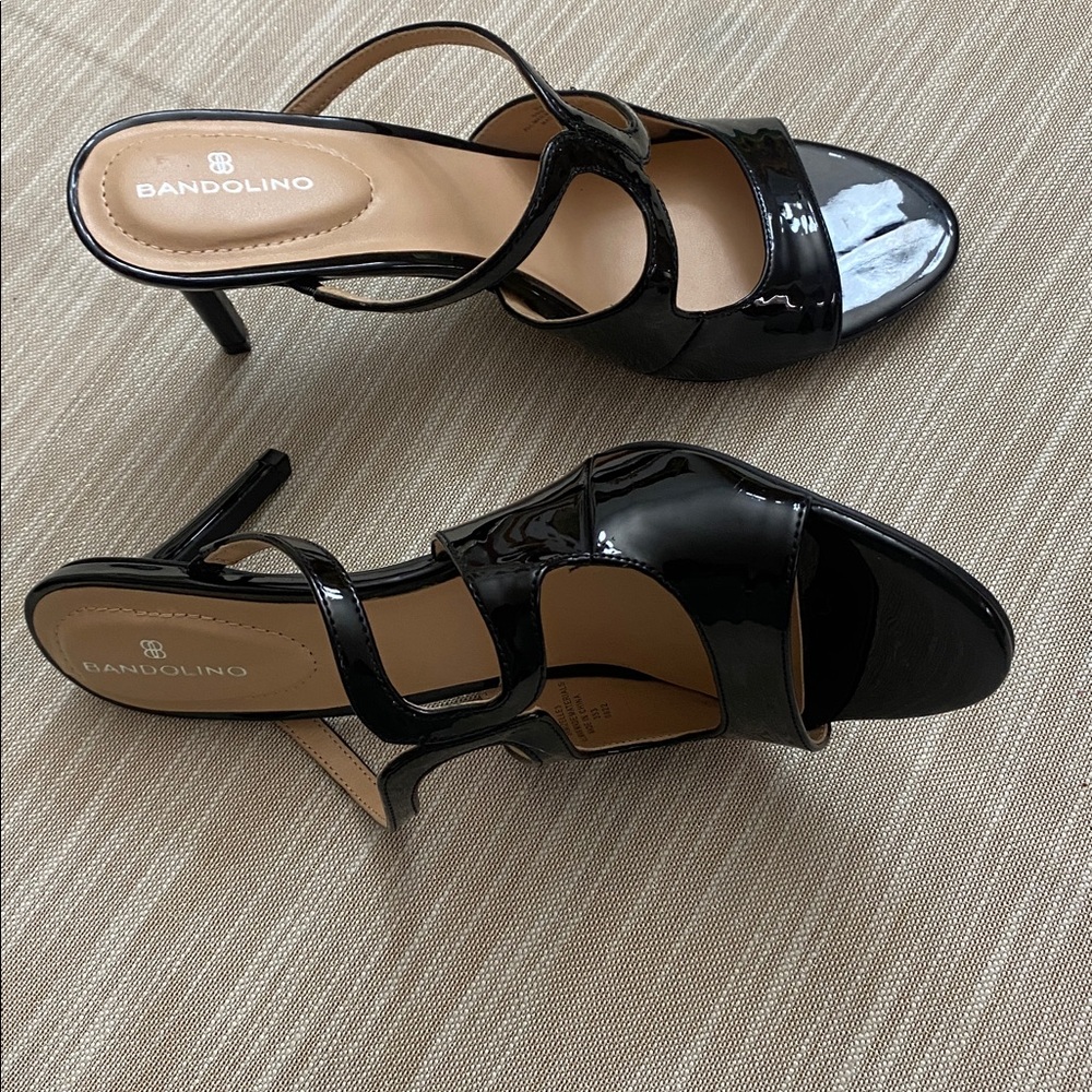 Bandolino Mizelle High Heel Sandals in Black Faux Leather with Open Toe 9.5M